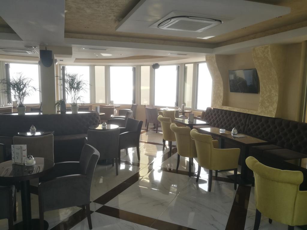 Apartments Drobni Pijesak Petrovac Buitenkant foto